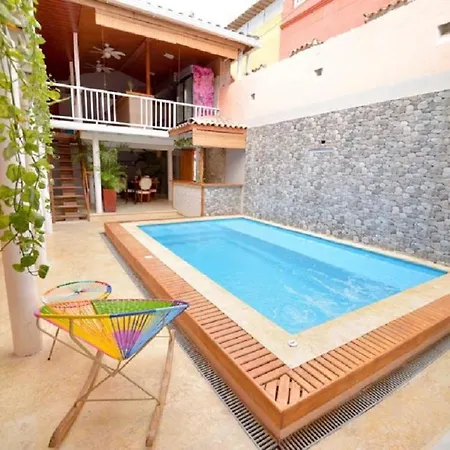 In Guest - Ca-1 Gethsemane With Breakfast Included And Wifi * Cartagena